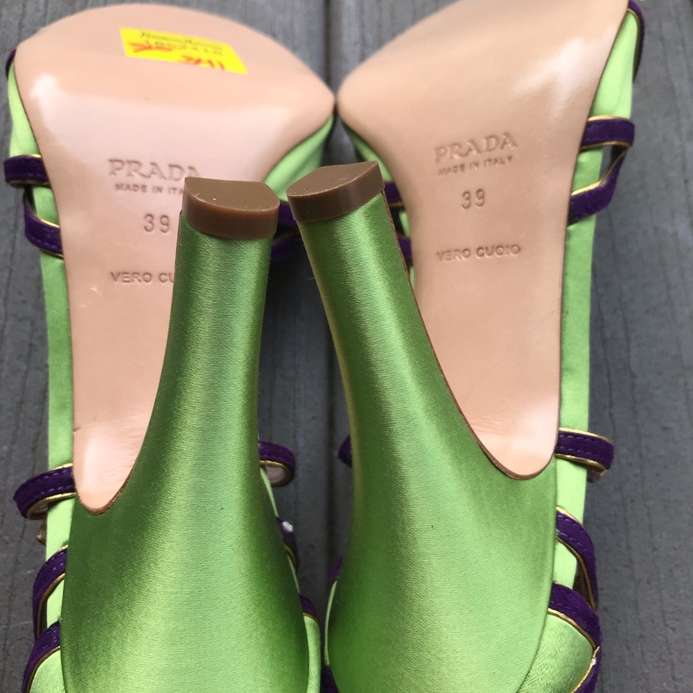 Prada heels - Picture 7 of 8